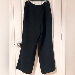 Fully lined Size 10 Anne Klein wide leg trousers